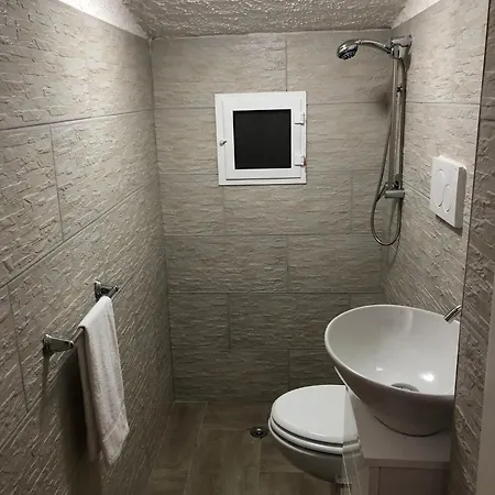 בית הארחה La Pietra 3*